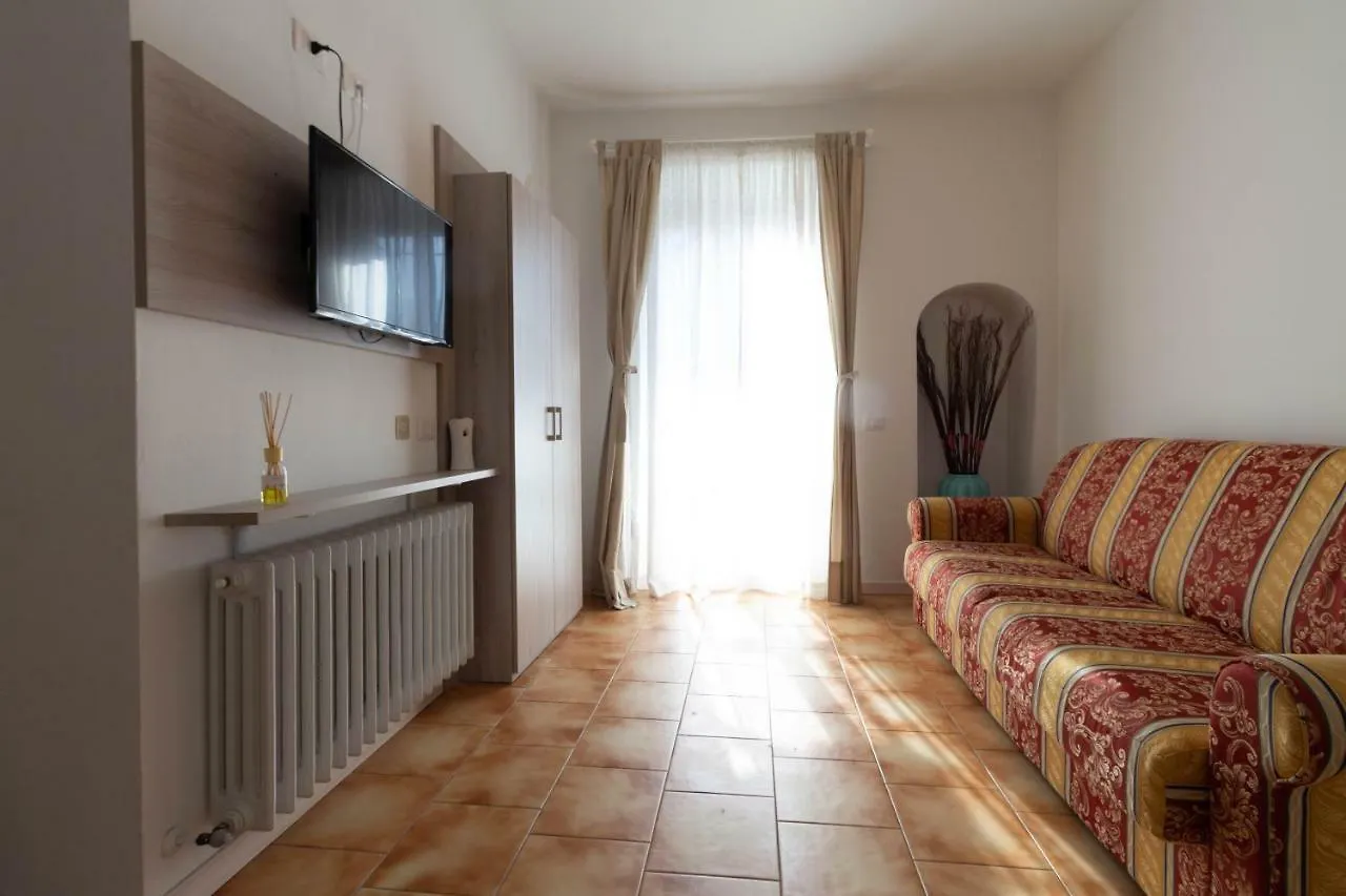 Lägenhet Le Casette Di Osvaldo Lecco
